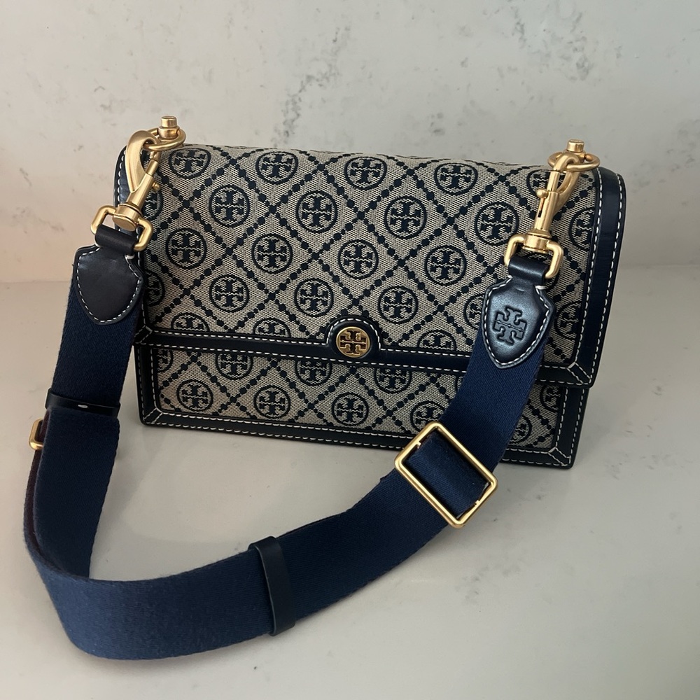 Tory Burch Black and Gold Patterned Crossbody Bag - Picture 2 of 2